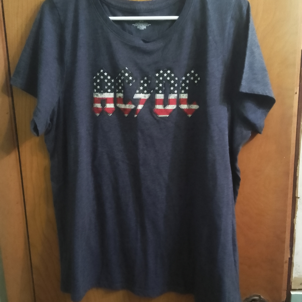 Lane Bryant Navy‎ Crewneck Tee with Subtle Print AC/DC Size 14/16